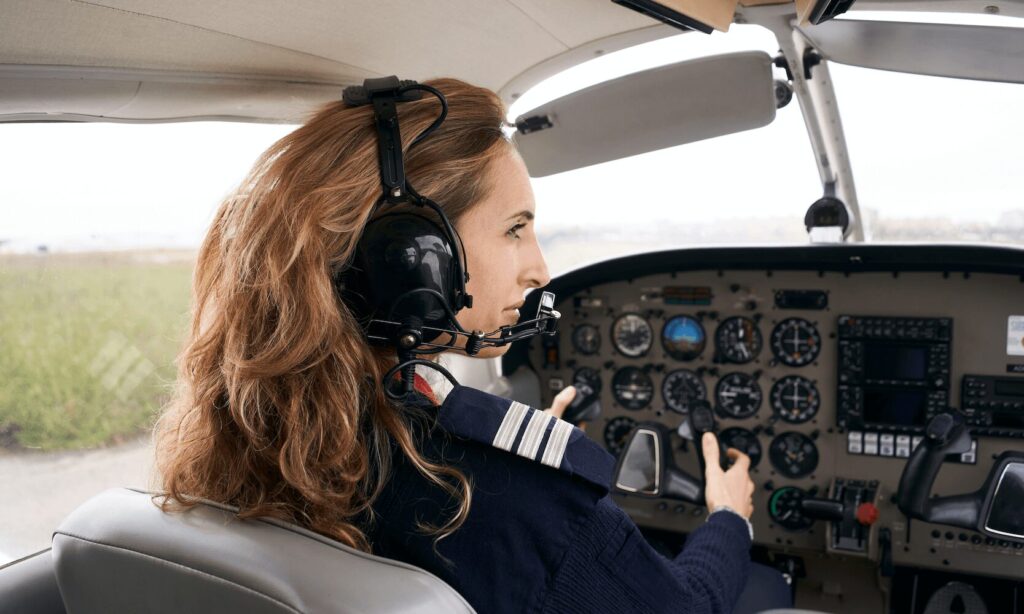 Women pilots. Ladies at the helm of passenger planes